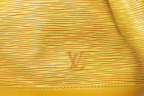 ルイ ヴィトン　のバッグ