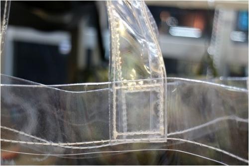 コムデギャルソンのバッグ