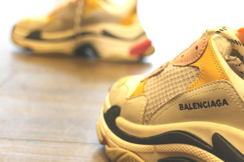 インポートブランドのBALENCIAGA