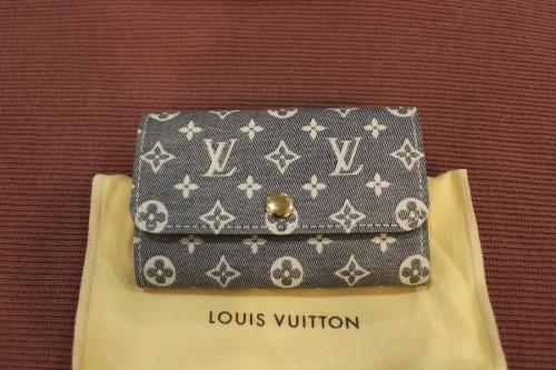 LOUIS VUITTON 　のルイ ヴィトン　