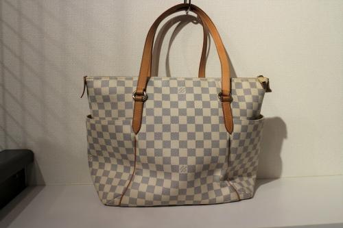 LOUIS VUITTON 　のルイ ヴィトン　