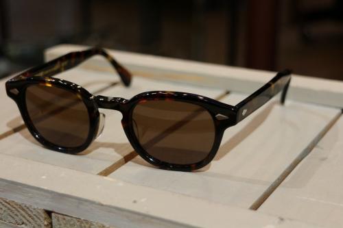 眼鏡のサングラス