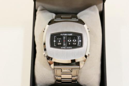 フューチャー ファンクの時計