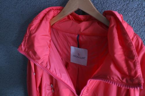 ナイロンジャケットのレディース