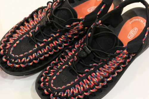 ナチュラルブランドのKEEN