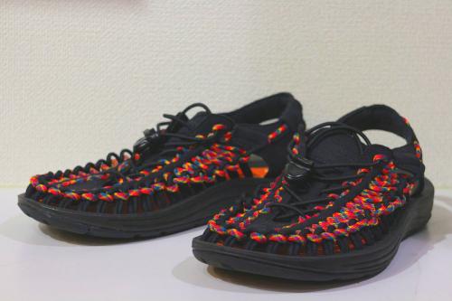 KEEN サンダル　BEAMS別注UNEEK 楽天市場】【SALE／50%OFF】KEEN * BEAMS / 別注 Uneek SNK