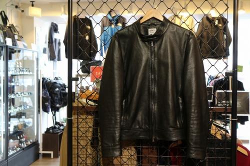 エンメティのレザージャケット