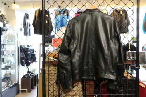 レザージャケットのメンズ