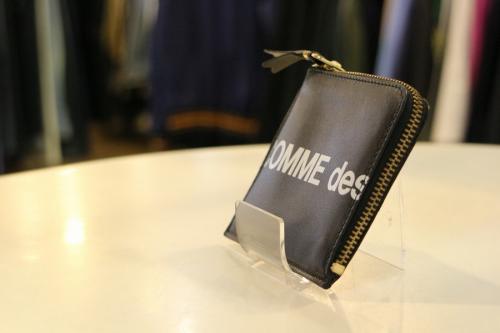 コムデギャルソンのコインケース