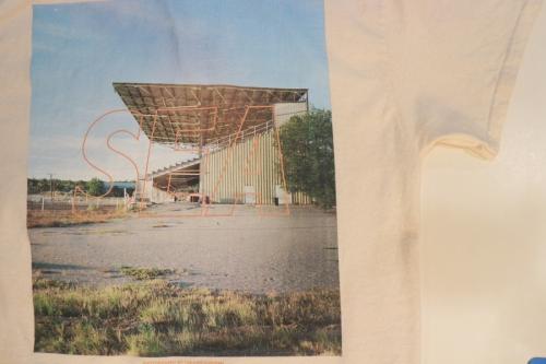 ウィンダンシーのTシャツ