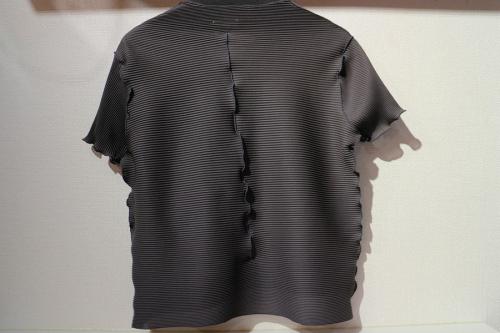 コトハヨコザワのブラウス