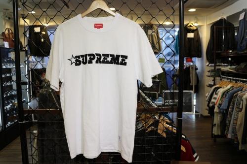 SUPREMEのシュプリーム