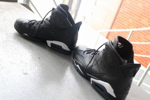 AIR JORDAN 6 RETROのスニーカー