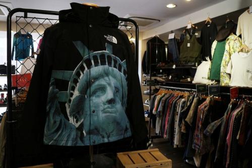 SUPREME × THE NORTH FACEのシュプリーム × ザ・ノース・フェイス