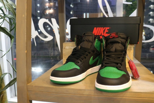 ストリートブランドのNIKE AIR JORDAN