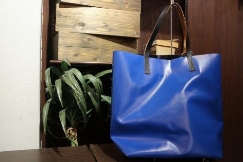 マルニのトートバッグ