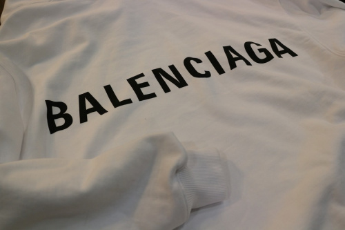 ラグジュアリーブランドのBALENCIAGA