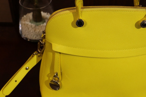 ラグジュアリーブランドのFURLA