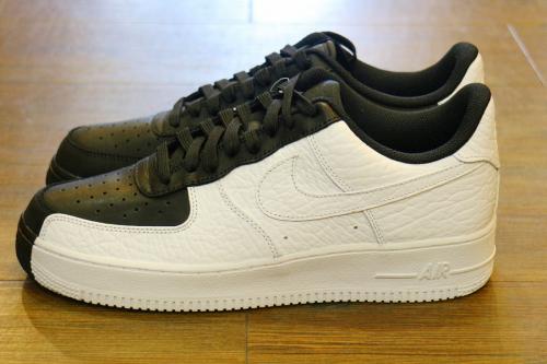 ナイキのAIR FORCE 1