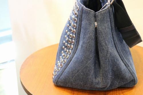 ハンドバッグのカナパ