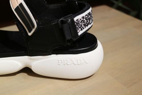 PRADAのプラダ