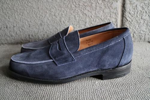 トリッカーズのコインローファー