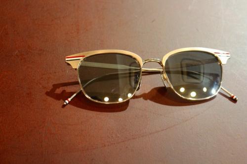 サングラスの葛西