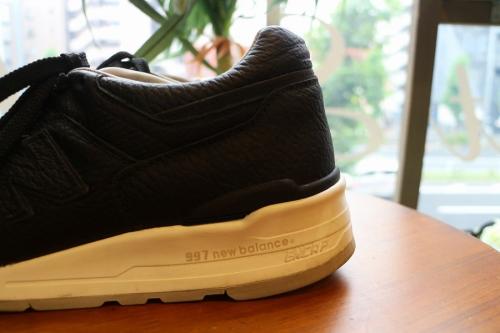 ニューバランスのスニーカー