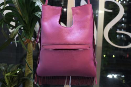 バッグのレディース