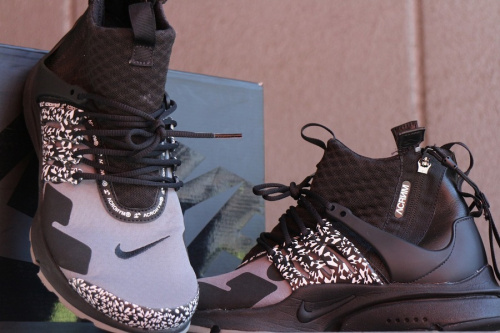 スニーカーのNIKE