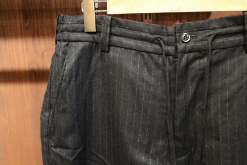 ヨウジヤマモトの袴パンツ