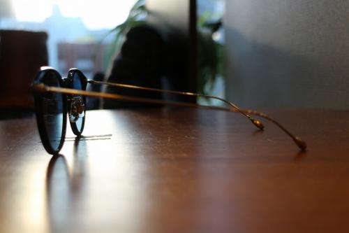 サングラスの葛西