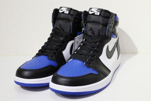 NIKE AIR JORDAN 1のナイキ エアジョーダン