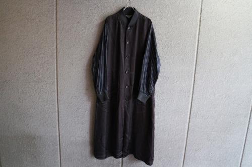 コムデギャルソンのスタッフコート