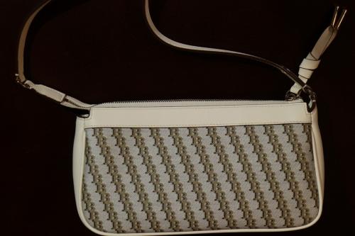 バリーのハンドバッグ