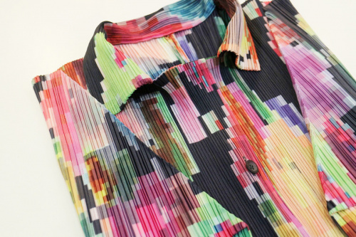 ドメスティックブランドのISSEY MIYAKE PLEATS PLEASE