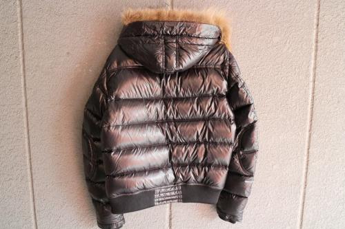 モンクレールのベイル