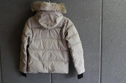 カナダグースのウィンダムパーカー