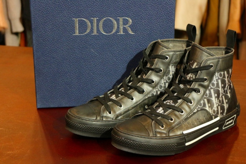 ラグジュアリーブランドのdior