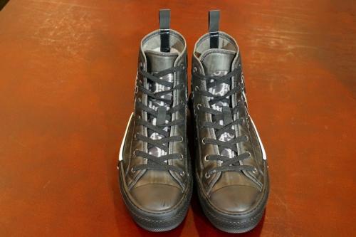 ディオールのB23 High Top Sneaker