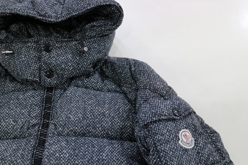 インポートブランドのMONCLER