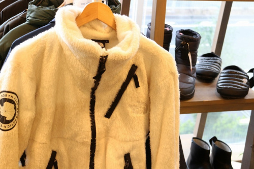 アウトドアブランドのTHE NORTH FACE