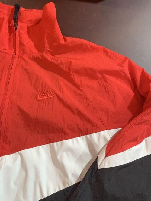 AS M NSW HBR JKTのSWOOSH HOODIE WOVEN JKT