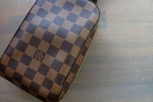 ラグジュアリーブランドのLOUIS VUITTON 　