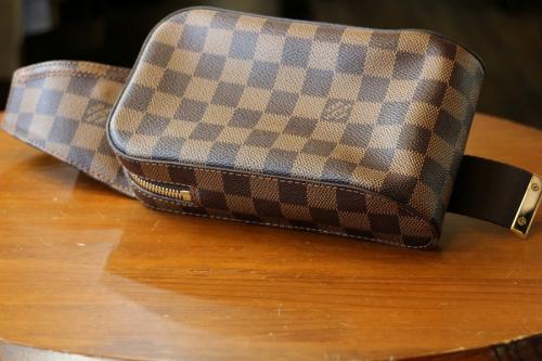 LOUIS VUITTON 　のルイ ヴィトン　