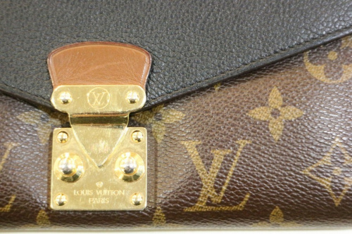 ラグジュアリーブランドのLOUIS VUITTON 　