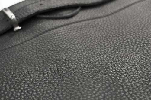 ヤング&オルセンのバッグ