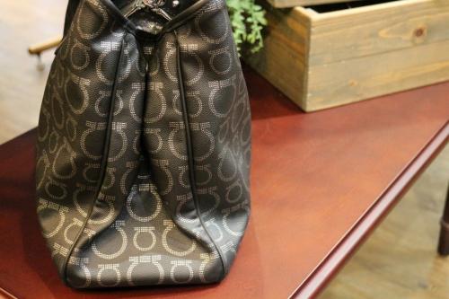 ガンチーニのトートバッグ