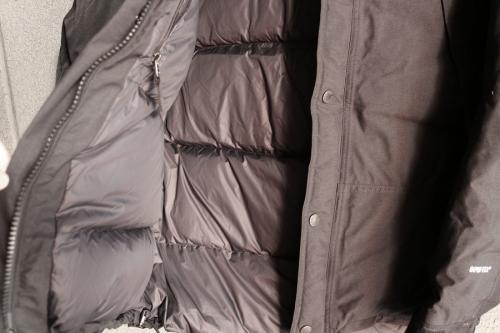 マウンテンダウンジャケットの葛西