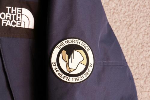 マウンテンダウンジャケットの葛西